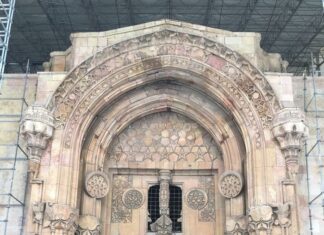 Perge Antik Kenti ve Restorasyon Sorunu